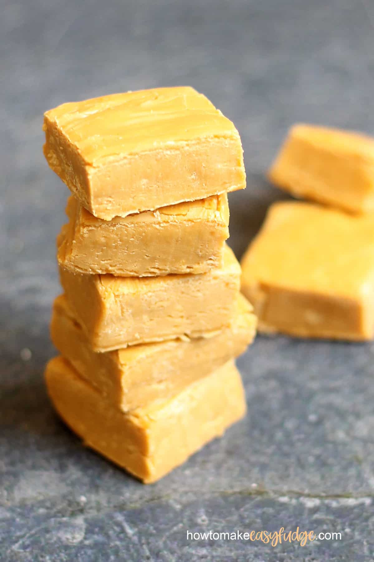 Harry Potter butterbeer fudge with butterscotch and rum extract 