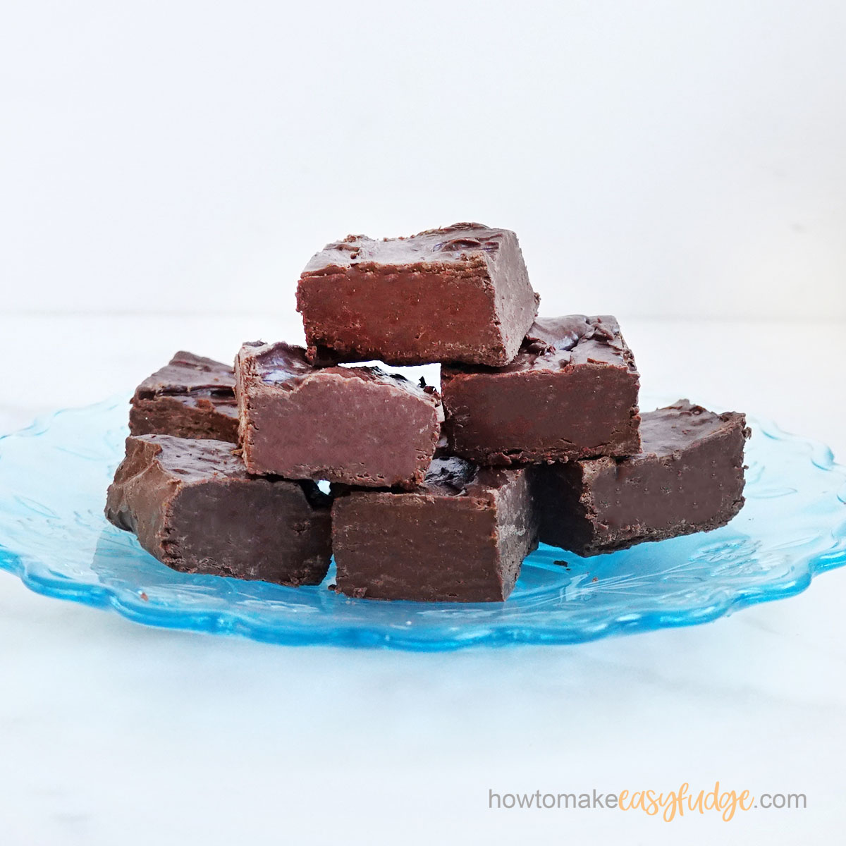 chocolate frosting fudge on plate 