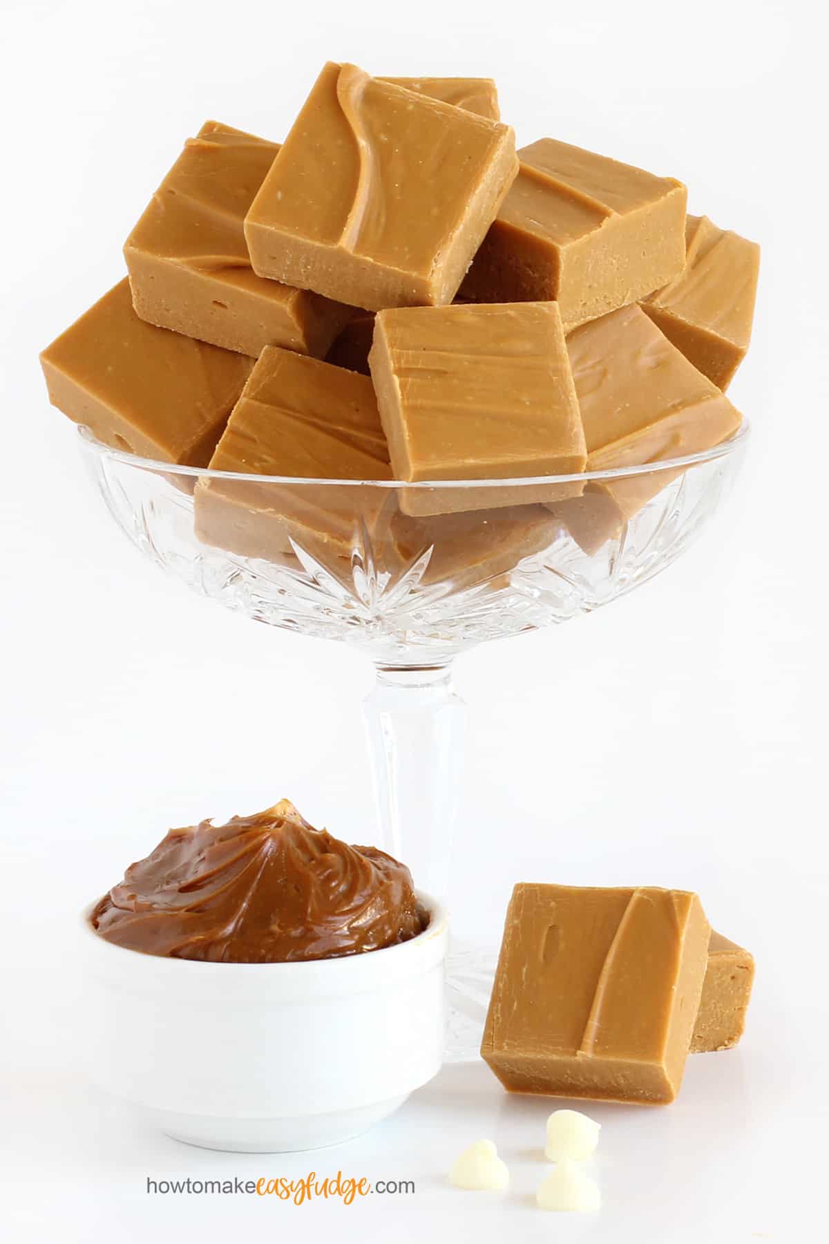 easy Dulce de Leche fudge with white chocolate and creamy caramel